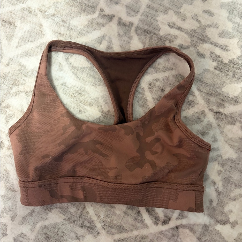 P’tula camo sports bra